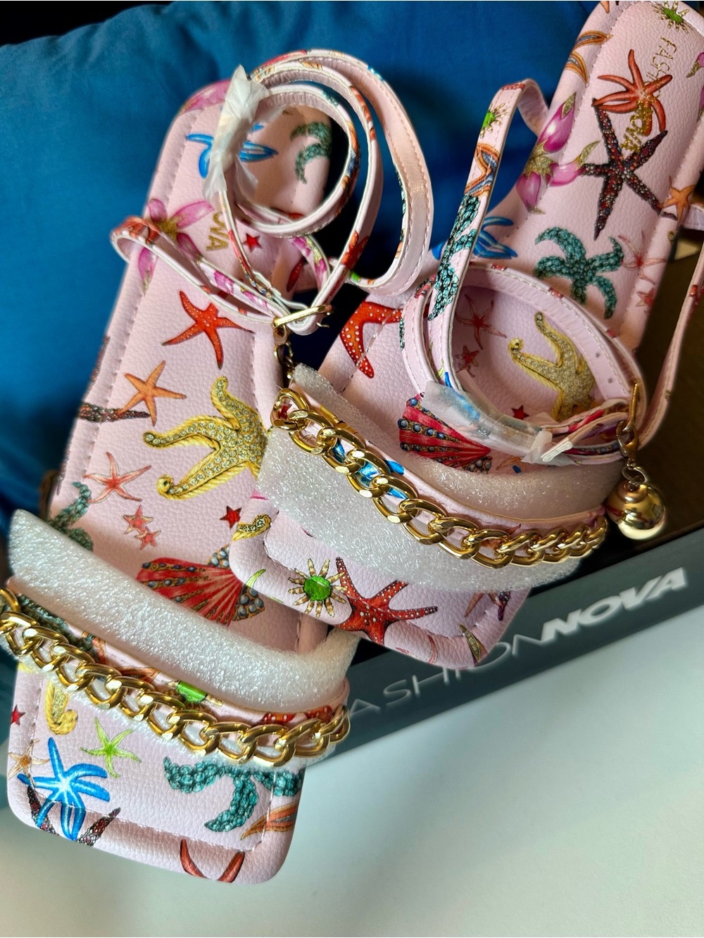 Fashion Nova Pink Starfish Print Chain Strap Sandals